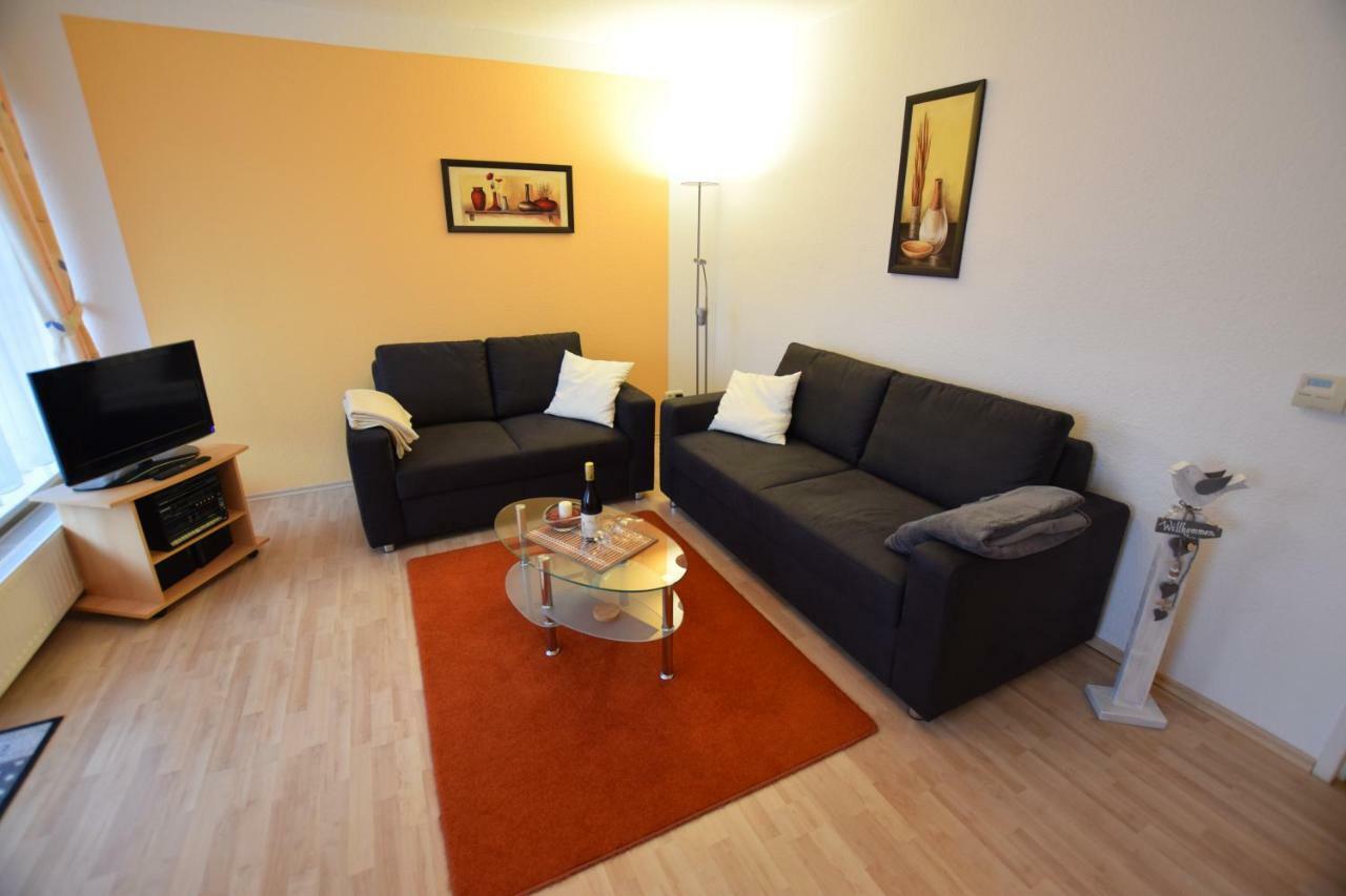 Ferienwohnung Haus Moewe Busum Bagian luar foto